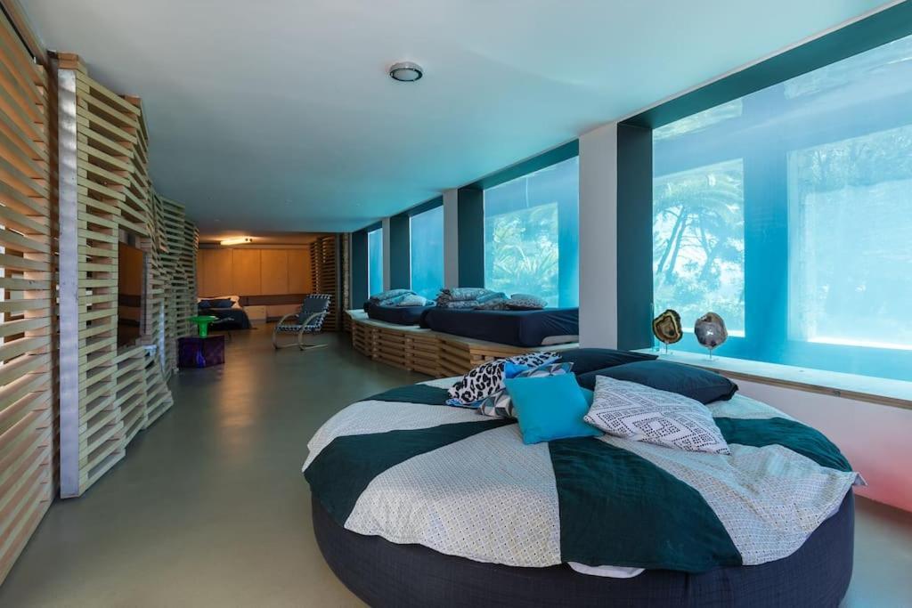 Villa On The Rocks บ็องโดล ภายนอก รูปภาพ